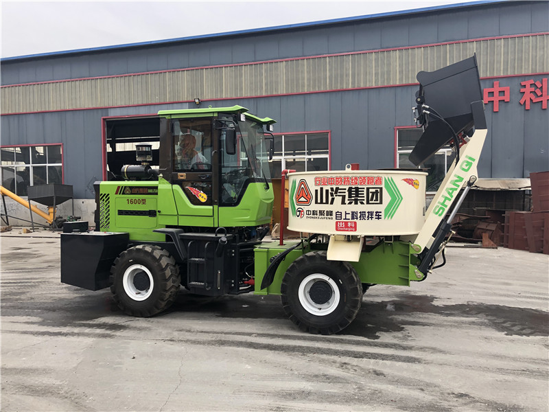 5.5方平口攪拌車(chē)