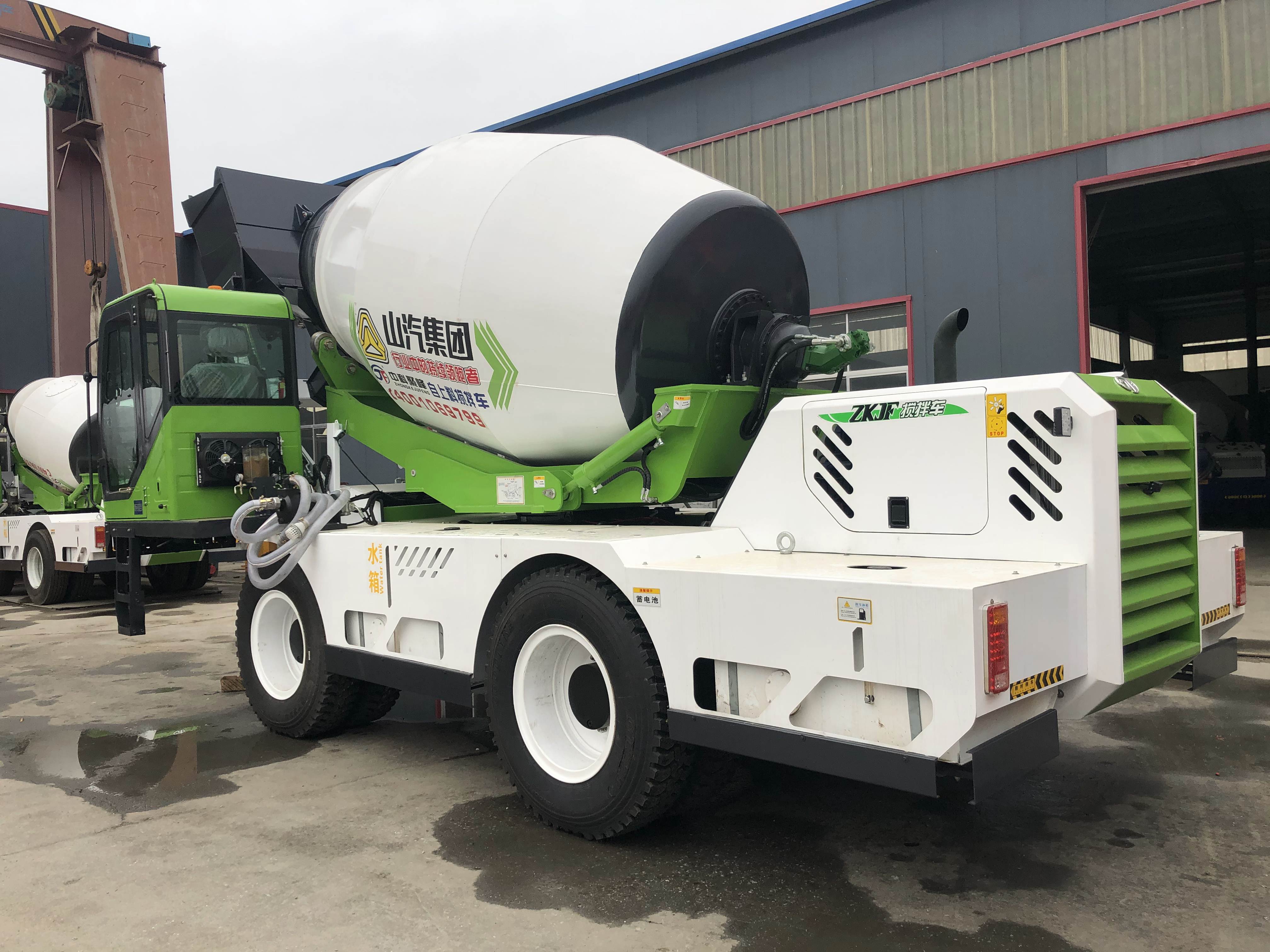 4方攪拌一體車(chē)系列